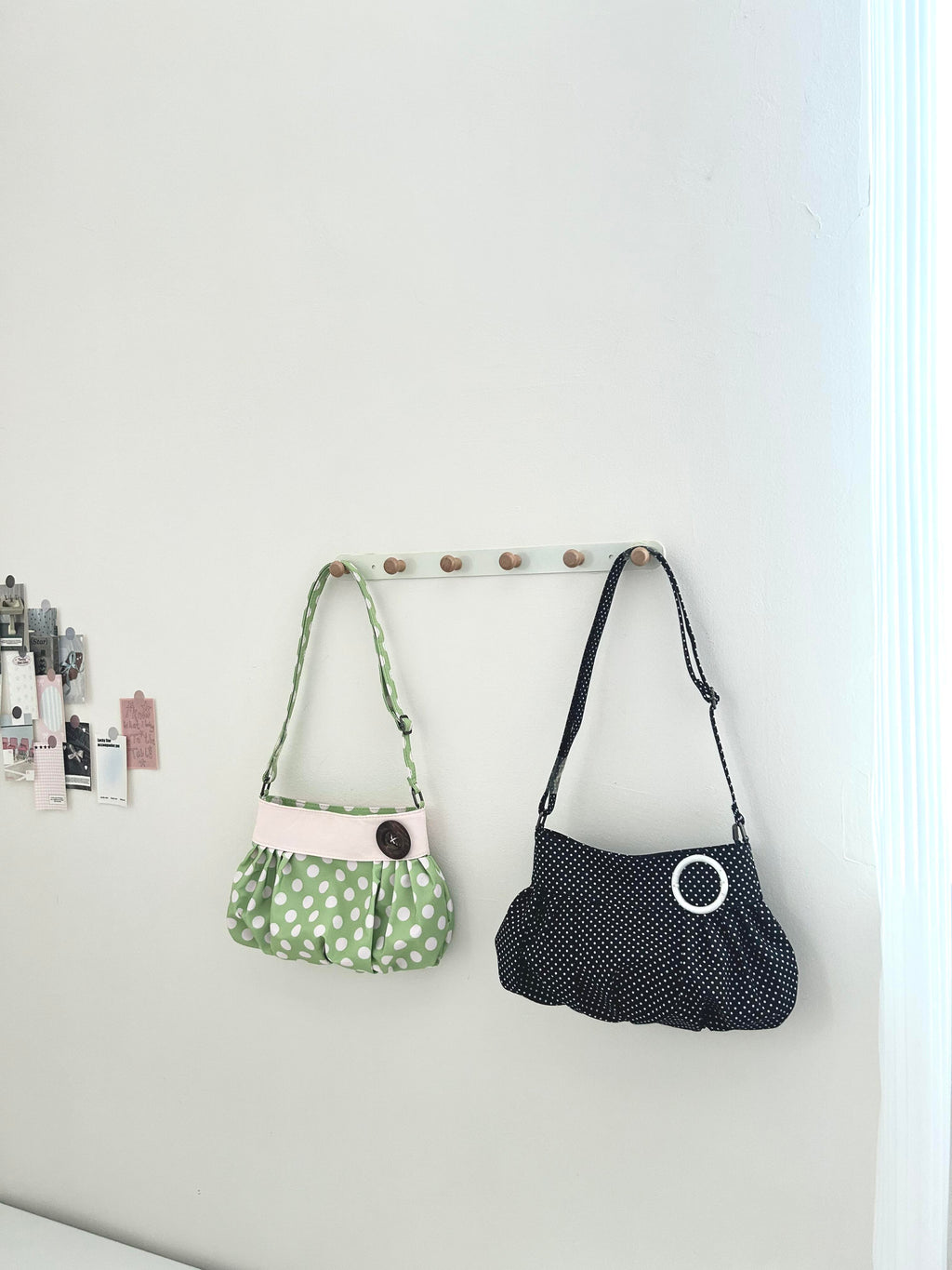 [cn | pre-order] polka dot bubble balloon button shoulder hobo bag