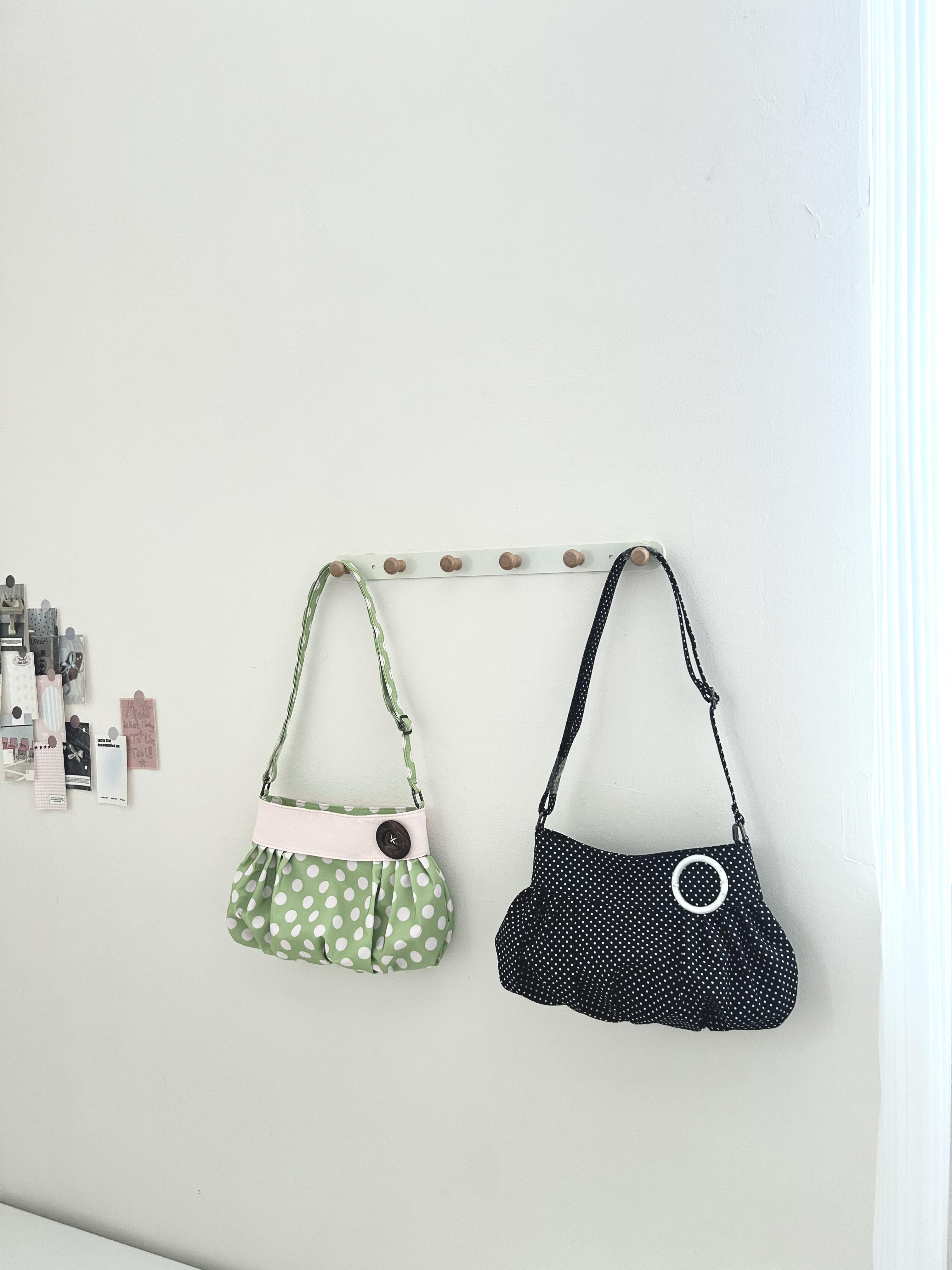 [cn | pre-order] polka dot bubble balloon button shoulder hobo bag