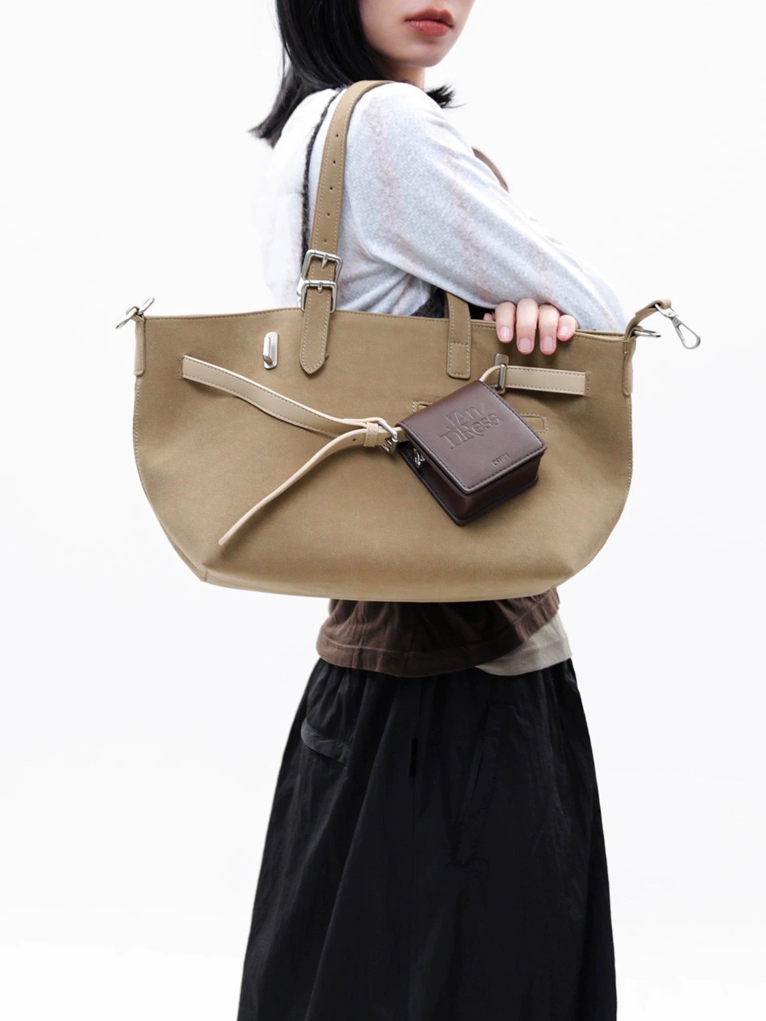 [cn | pre-order] jandress gallini velvet shoulder tote bag - medium size