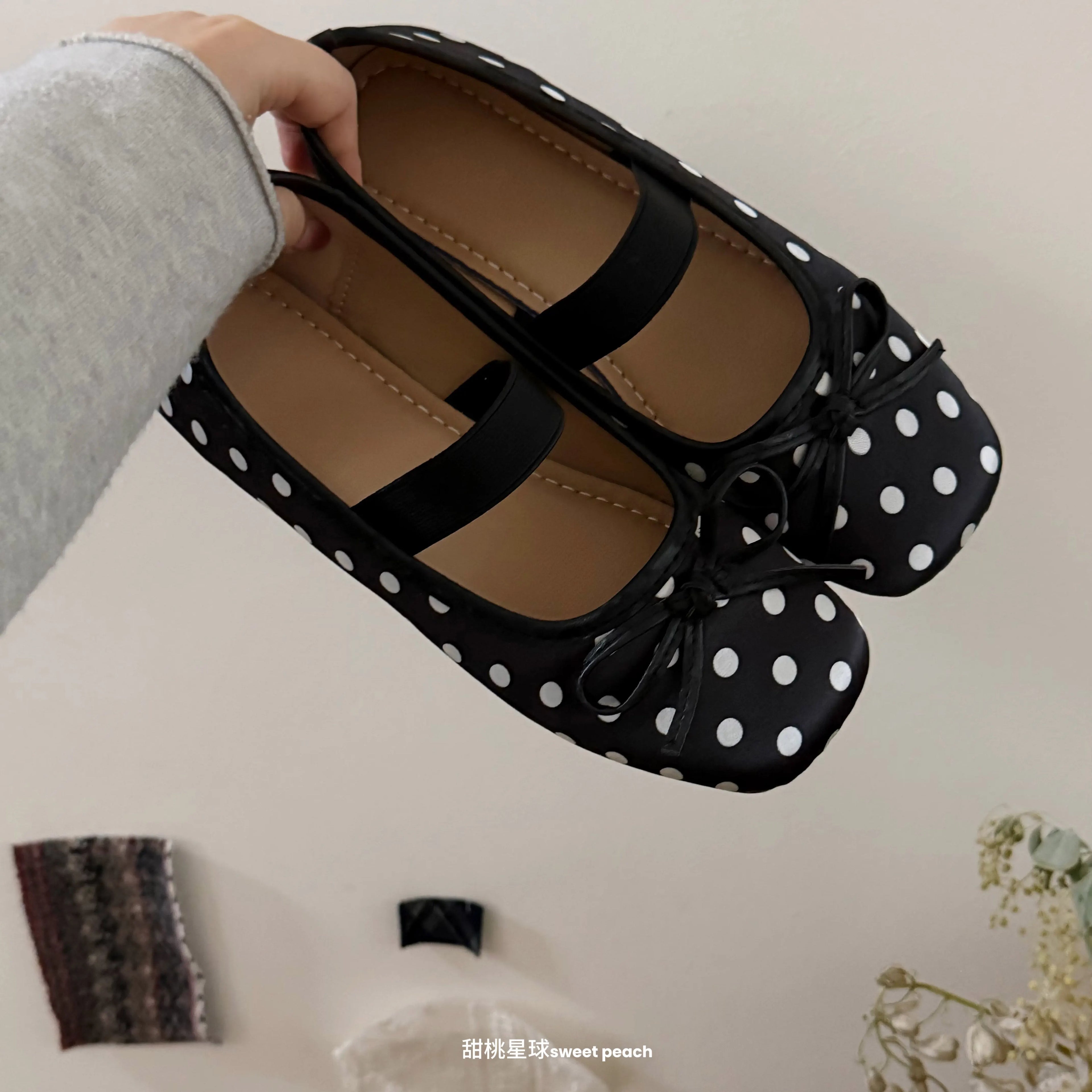 [cn | pre-order] polka dot mary janes shoes