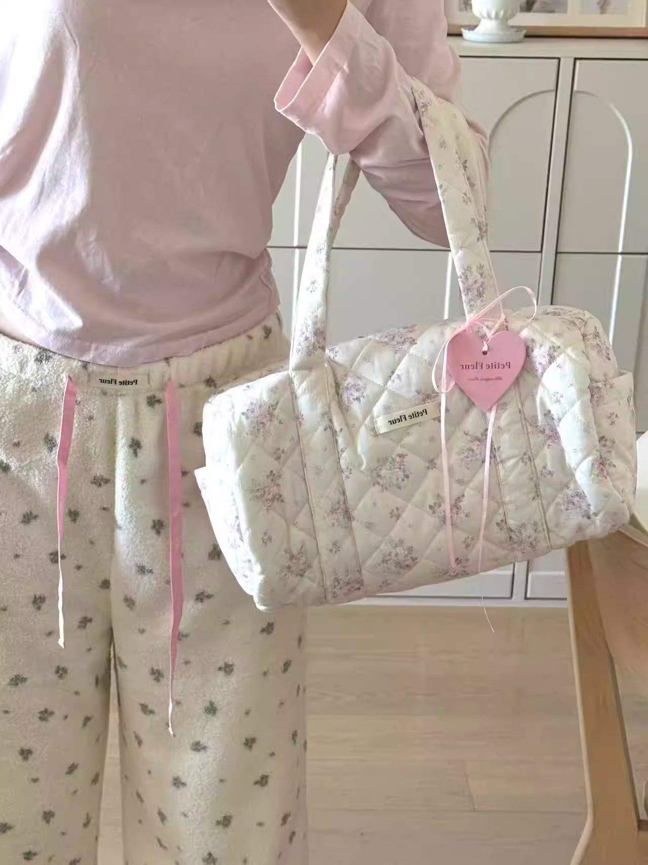 [cn | pre-order] petite fleur floral puff tote shoulder bag