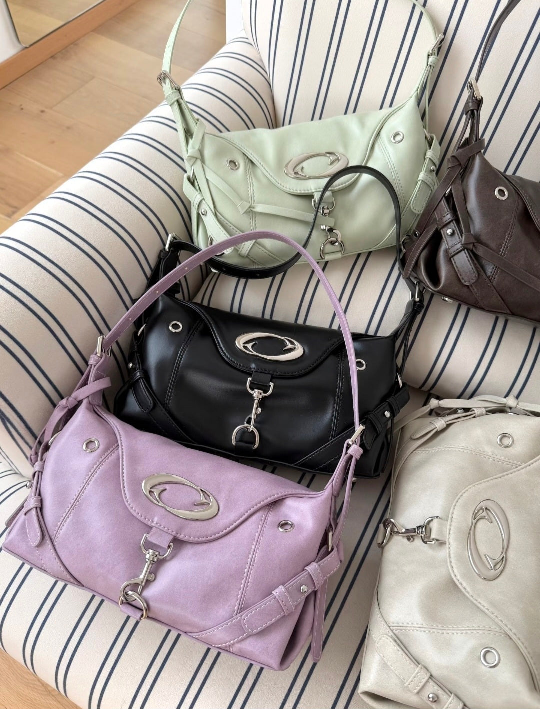 [cn | pre-order] cultivator oval hardware hobo shoulder bag